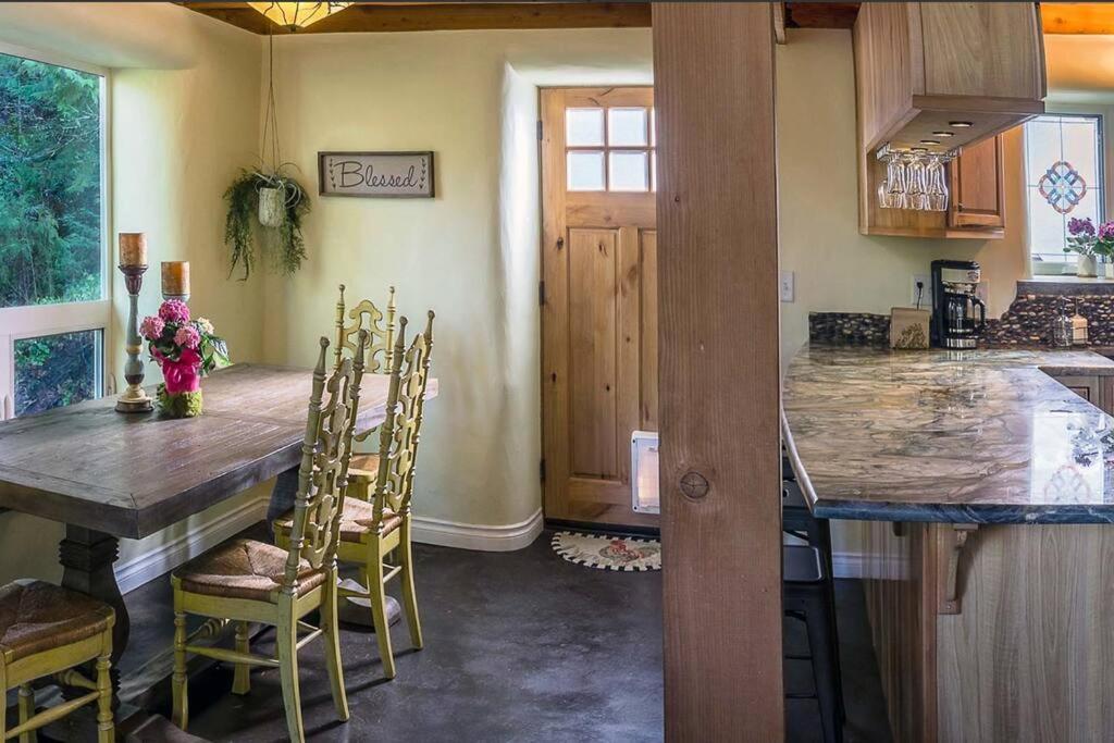European Style Straw Bale Retreat Villa Ashland Ngoại thất bức ảnh